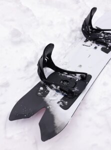 Burton Family Tree 3D Channel Surfer Flat Top Snowboard 2026